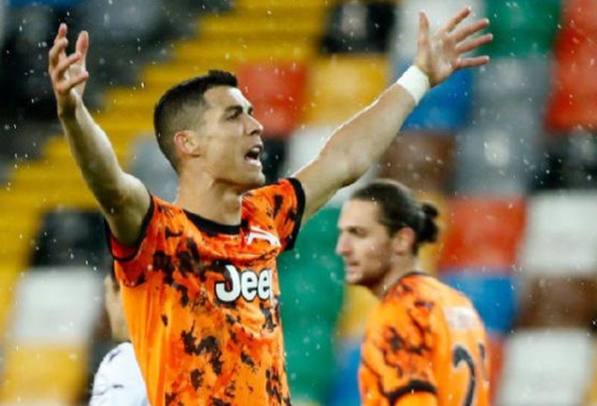  勒沃库森中场核心梅开二度助球队逆转取胜  