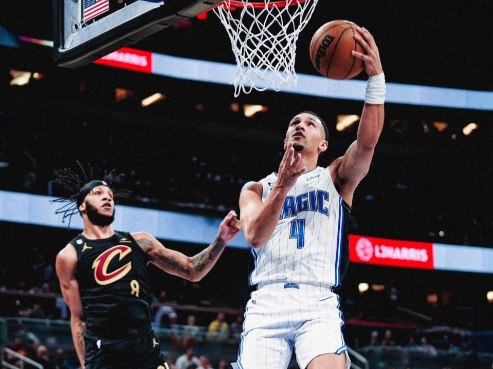 米切尔首节二十二分骑士大胜魔术锁定东部第六席位